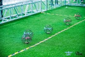 十三水中的“垫牌”策略：拿烂牌时如何确保不被“全垒打”？（十三水保底策略：烂牌局如何避免被全垒打）